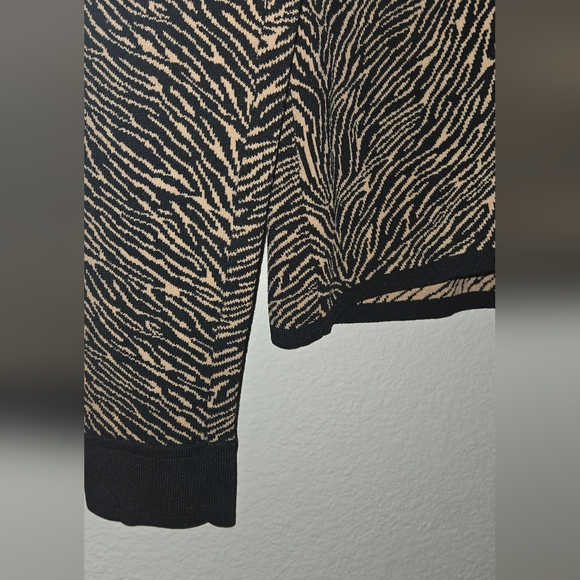 Cardigan tiger print ,studio G size M es elástico - Picture 2 of 4